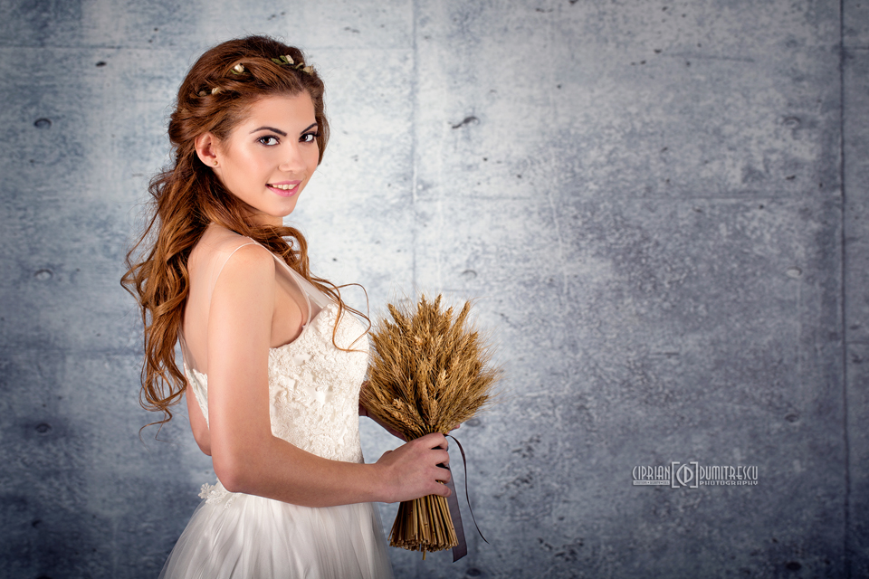 Sesiune foto studio - rochii mireasa 1 092A7645-Fotografii-studio-rochii-mireasa-ciprian-dumitrescu