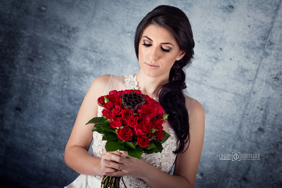 Sesiune foto studio - rochii mireasa 24 092A7951-Fotografii-studio-rochii-mireasa-ciprian-dumitrescu